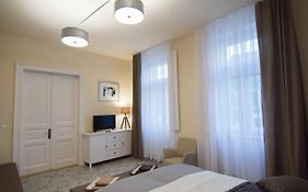 Zora Apartman